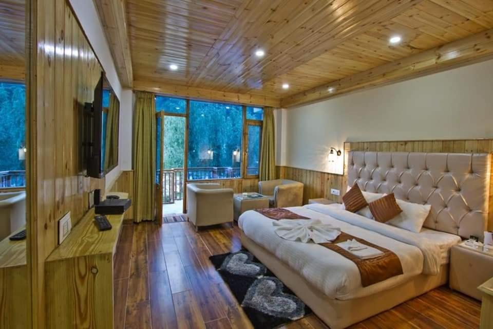 Himalayan Hill Queen Resort, Manali M98160-43400 Εξωτερικό φωτογραφία