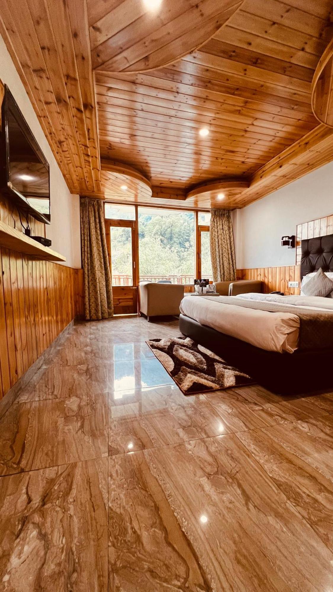 Himalayan Hill Queen Resort, Manali M98160-43400 Εξωτερικό φωτογραφία