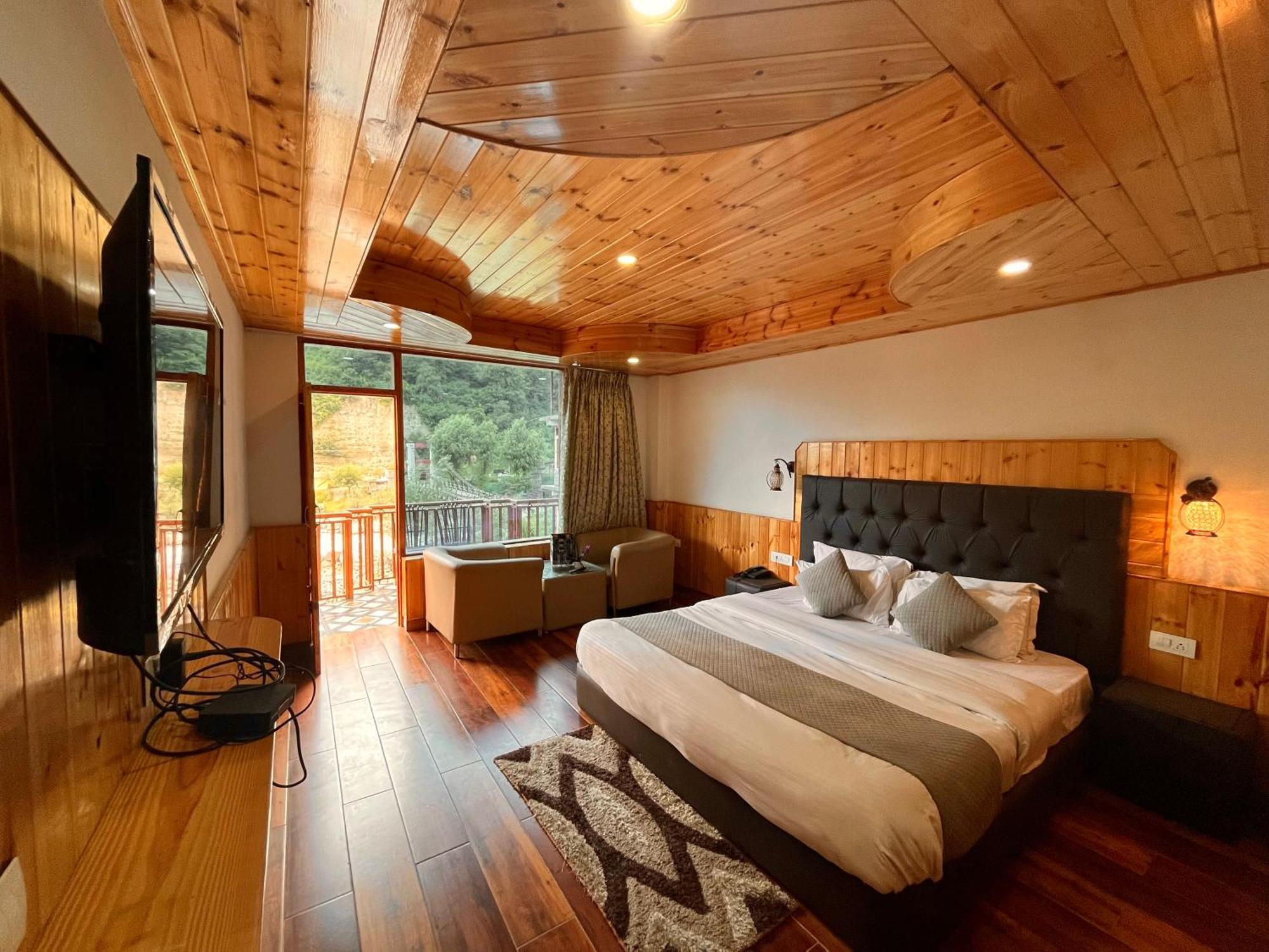 Himalayan Hill Queen Resort, Manali M98160-43400 Εξωτερικό φωτογραφία