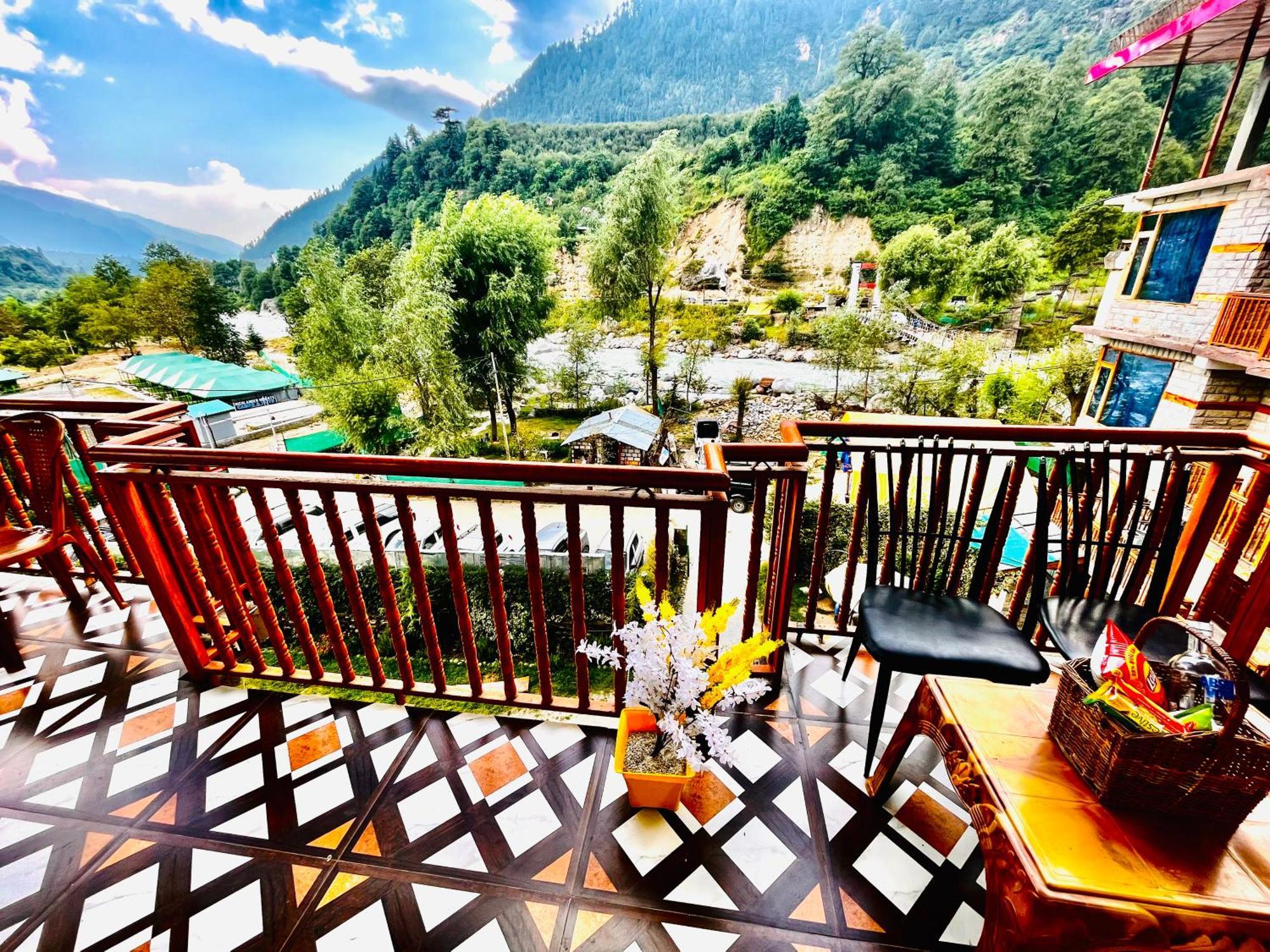 Himalayan Hill Queen Resort, Manali M98160-43400 Εξωτερικό φωτογραφία